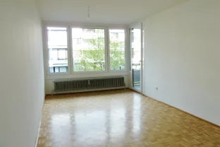Ideal für Studenten-WG! Ruhige 2-Zi.-Wohnung mit Tiefgarage in Nonntal